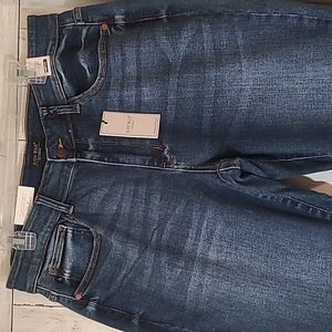 NWT Judy Blue Mid Rise Dark Wash Skinny Jeans